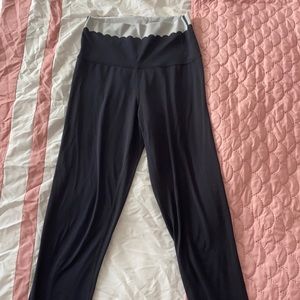 Aerie Scalloped Edge Leggings